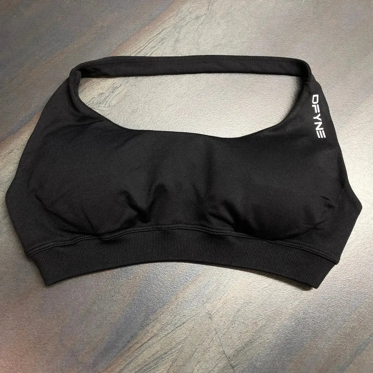 Dfyne Impact Sports Bra for Women Seamless Halter Bra Open Back Yoga Top Bras Medium Support Gym Crop Top Padded Sportswear - SlimmingHut