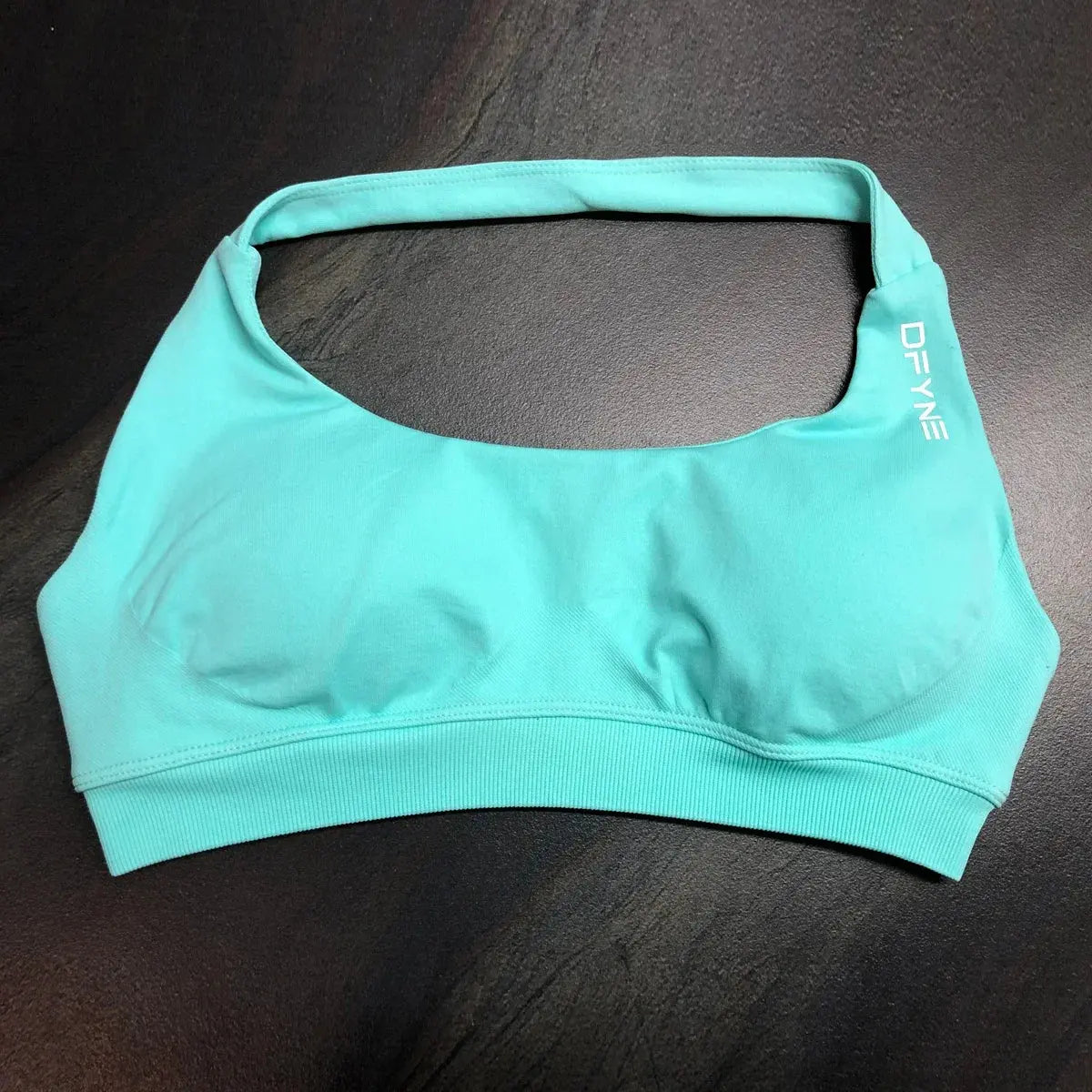 Dfyne Impact Sports Bra for Women Seamless Halter Bra Open Back Yoga Top Bras Medium Support Gym Crop Top Padded Sportswear - SlimmingHut