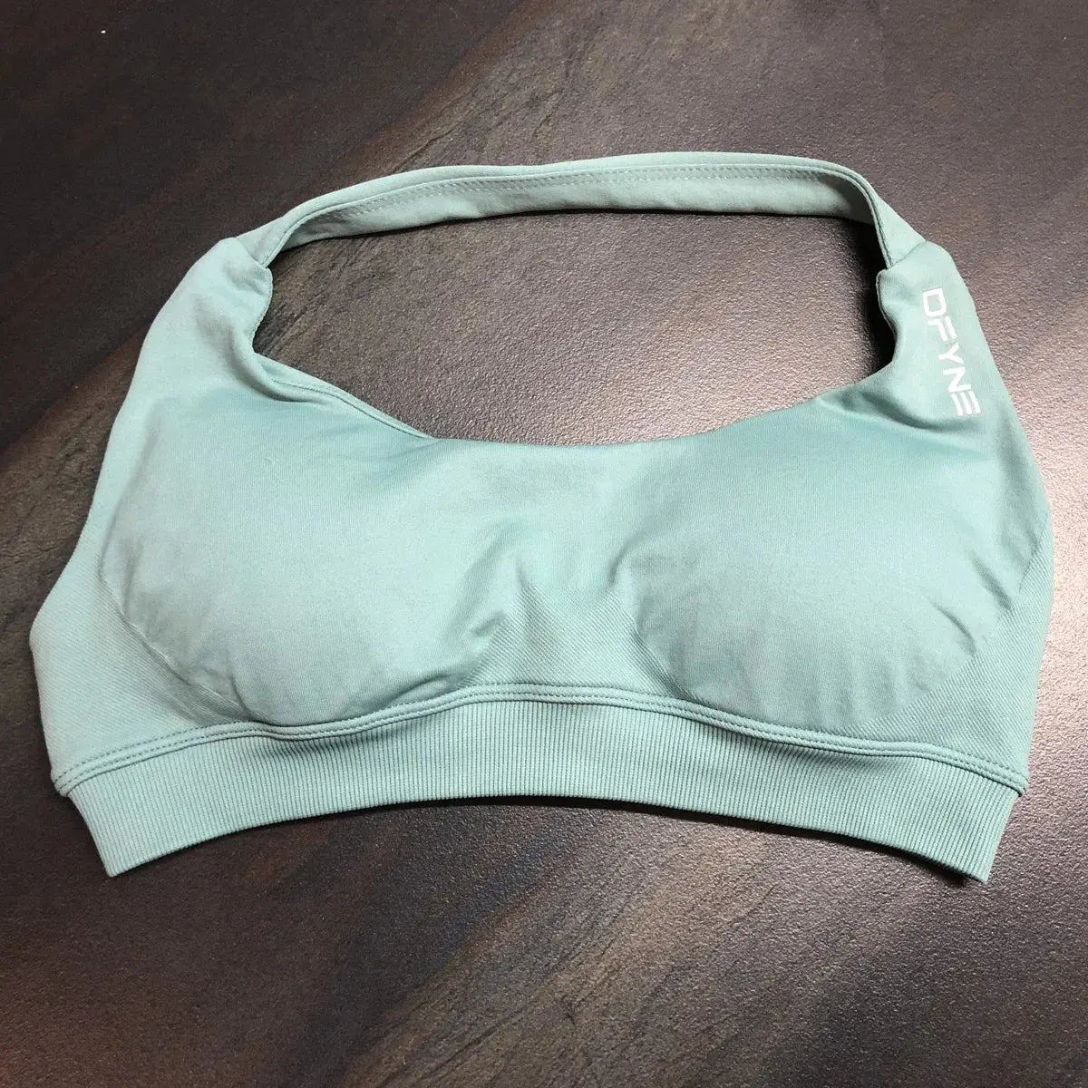 Dfyne Impact Sports Bra for Women Seamless Halter Bra Open Back Yoga Top Bras Medium Support Gym Crop Top Padded Sportswear - SlimmingHut